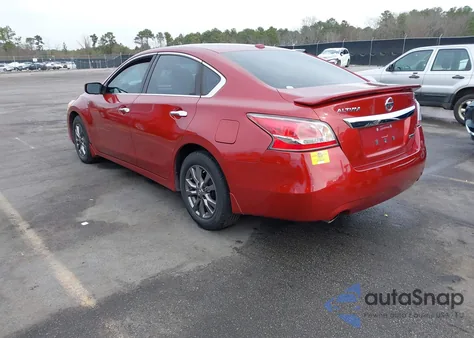 2015 Nissan Altima 2.5 S z USA, uszkodzony, nr VIN 1N4AL3AP4FC498595